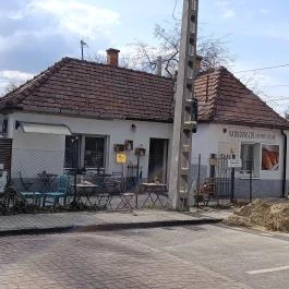 Petrus Péksége, Budapest - Külső kép