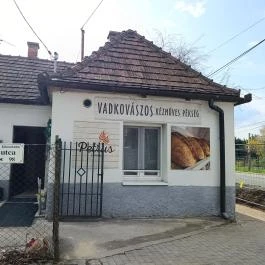 Petrus Péksége, Budapest - Külső kép