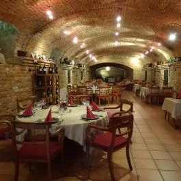 Pezsgőház Étterem Pécs - Belső