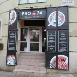 Pho 74 Budapest - Külső kép