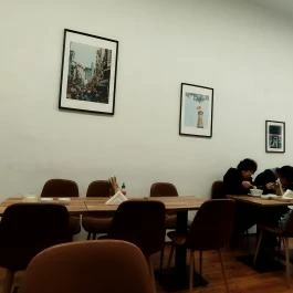 Pho-Astoria Bistro Budapest - Belső