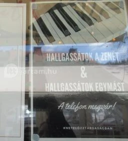 Piano Art Café