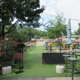 Piazza Budapest Budapest - Belső