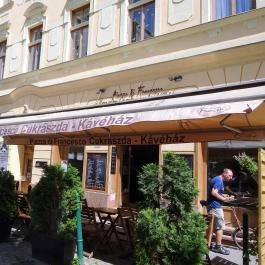 Piazza di Francesco Kávéház-Cukrászda Budapest - Külső kép