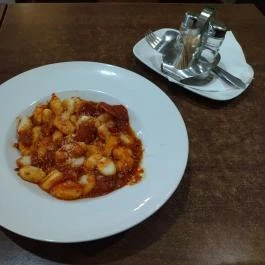 Piazza di Francesco Kávéház-Cukrászda Budapest - Étel/ital