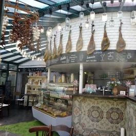 Piknik Pavilon, Budapest - Belső