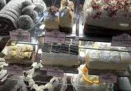 Pingvin Cukrászda Vác