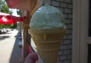 Pingvin Fagyizó Hatvan