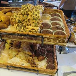 Pinot Noir Étterem, Egerszalók - Étel/ital