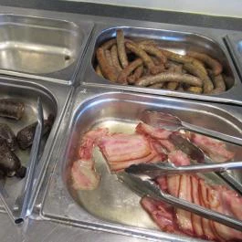 Pinot Noir Étterem, Egerszalók - Étel/ital