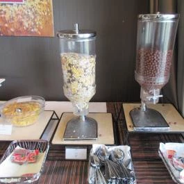 Pinot Noir Étterem, Egerszalók - Étel/ital