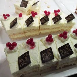 Pinot Noir Étterem, Egerszalók - Étel/ital