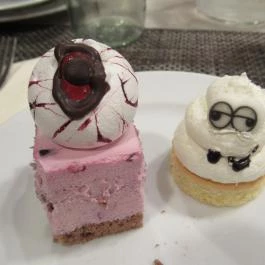 Pinot Noir Étterem, Egerszalók - Étel/ital