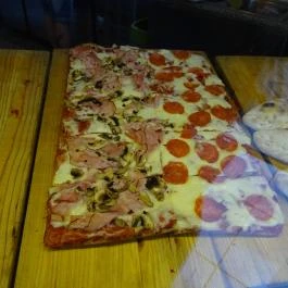 Pinsa Budapest - Étel/ital