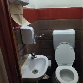 Pirog-Da - Gubacsi út Budapest - Mosdó