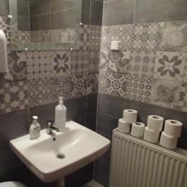 Piroska Étterem, Egerszalók - Mosdó