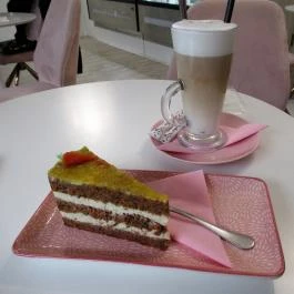 Pitypang Cukrászda Budapest - Étel/ital