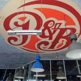 Pivo & Bar - Gozsdu Udvar Budapest - Belső