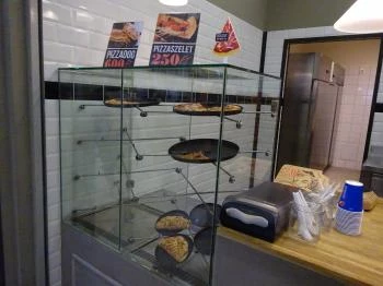 Pizza Forte - Corvin Plaza Budapest