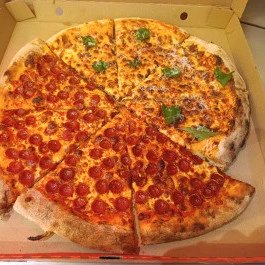 Pizza George Budapest - Étel/ital