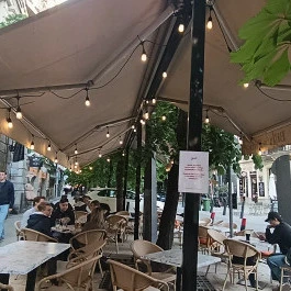 Pizza George Budapest - Külső kép