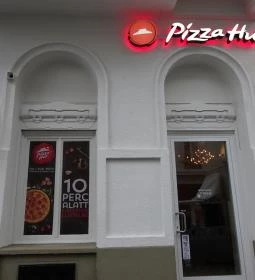 Pizza Hut - Arany János utca