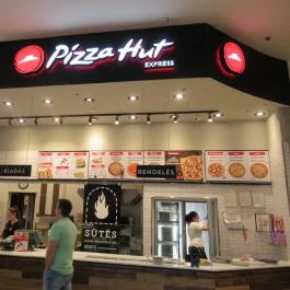 Pizza Hut - Arena Mall Budapest - Belső