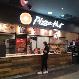 Pizza Hut - Westend Budapest - Belső