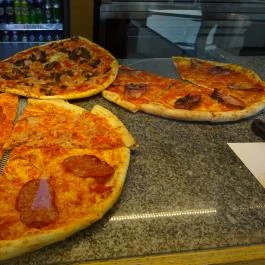 Pizza Me - Deák tér Budapest - Étel/ital