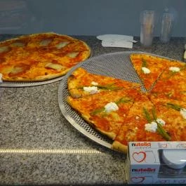 Pizza Me - Deák tér Budapest - Étel/ital