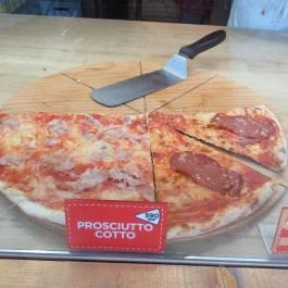 Pizza Me - Eurocenter Budapest - Egyéb