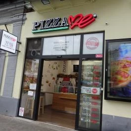 Pizza Me - Széll Kálmán tér Budapest - Külső kép