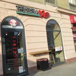 Pizza Me - Széll Kálmán tér Budapest - Külső kép