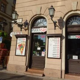 Pizza Me - Sas utca Budapest - Külső kép