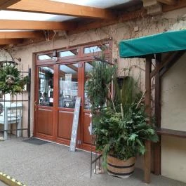 Pizza Palazzo Pizzéria & Étterem Gödöllő - Külső kép