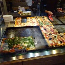 Pizza Quadra Budapest - Étel/ital