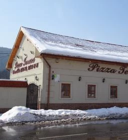 Pizza Terasz Étterem