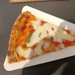 Pizzi Móricz, Budapest - Étel/ital