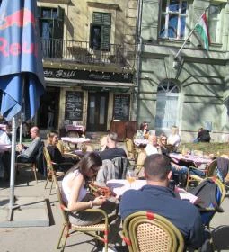 Platán Grill Étterem & Söröző