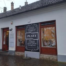 Platz Menü & Lángos, vác Vác - Külső kép