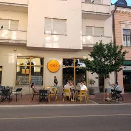 Plebs Crust & Craft Szeged - Külső kép