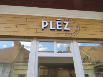 Pléz Café - Csemete utca Budapest