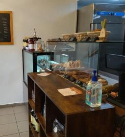 Pogi van! Pékség & Kávézó