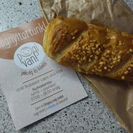 Pogi van! Pékség & Kávézó Budapest - Étel/ital