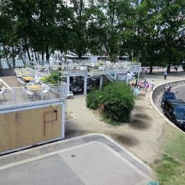 Pontoon Budapest - Külső kép