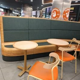 Popeyes Westend, Budapest - Belső