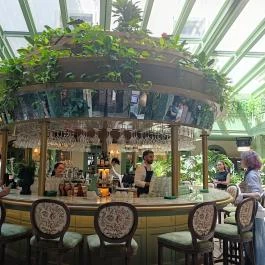 Popolare Budapest - Belső