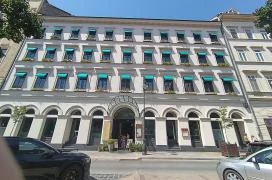 Popolare Budapest
