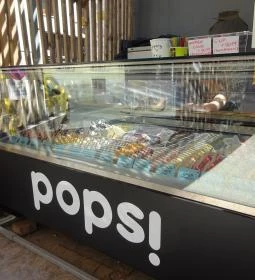 Popsi - Gozsdu Udvar