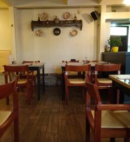 Pörc & Prézli Étterem